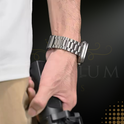 RegalTitanium Prestige™ for Apple Watch