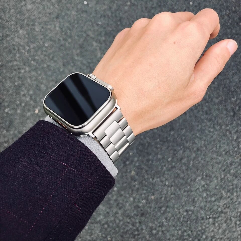 RegalTitanium Prestige™ for Apple Watch